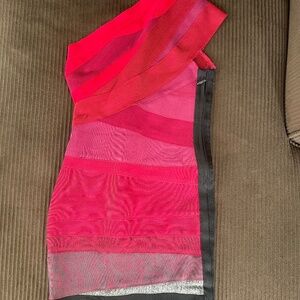 Spandex Wrap Fuchsia One Shoulder Dress with Side Zipper